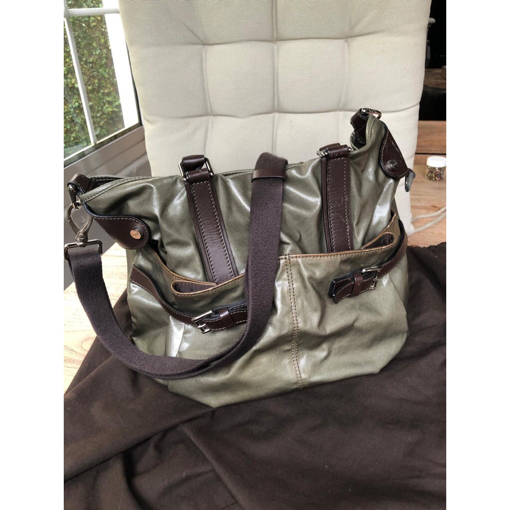 Tods J-bucket Hobo bag medium (ori, preloved)
