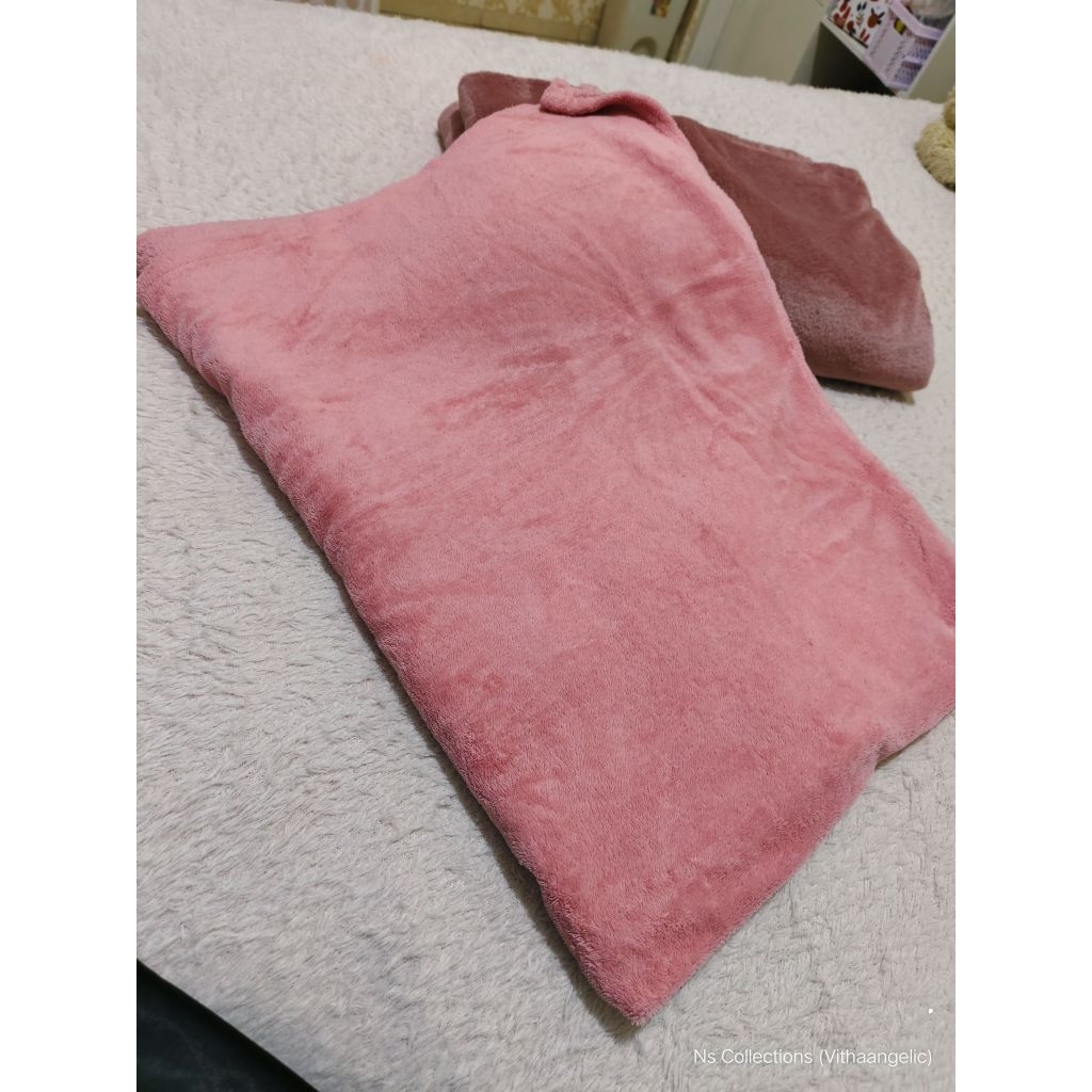 Selimut / Blanket Baby Pink Preloved Size Dewasa include Cover Tas