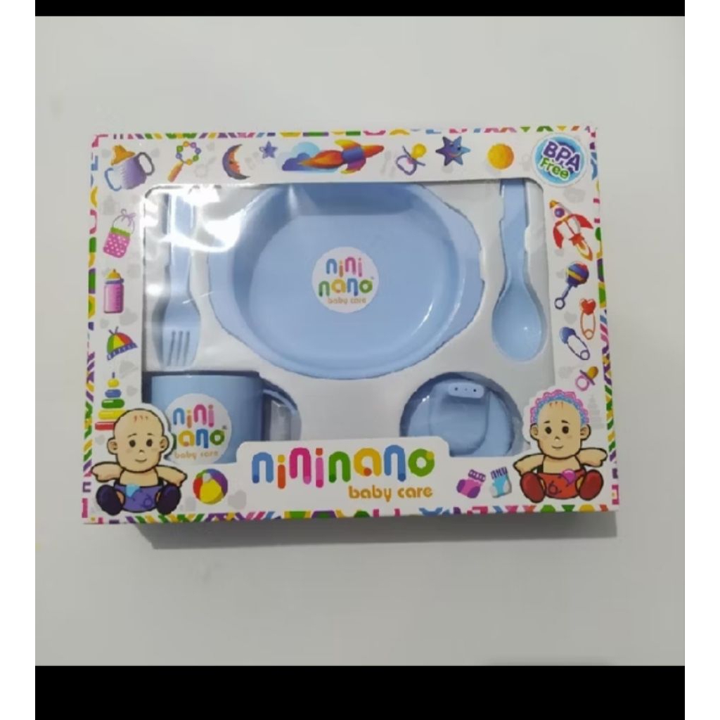 Nininano set makan warna biru