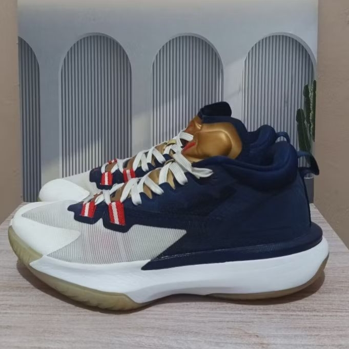 Jordan Zion 1 PF Size 43 Second Condition