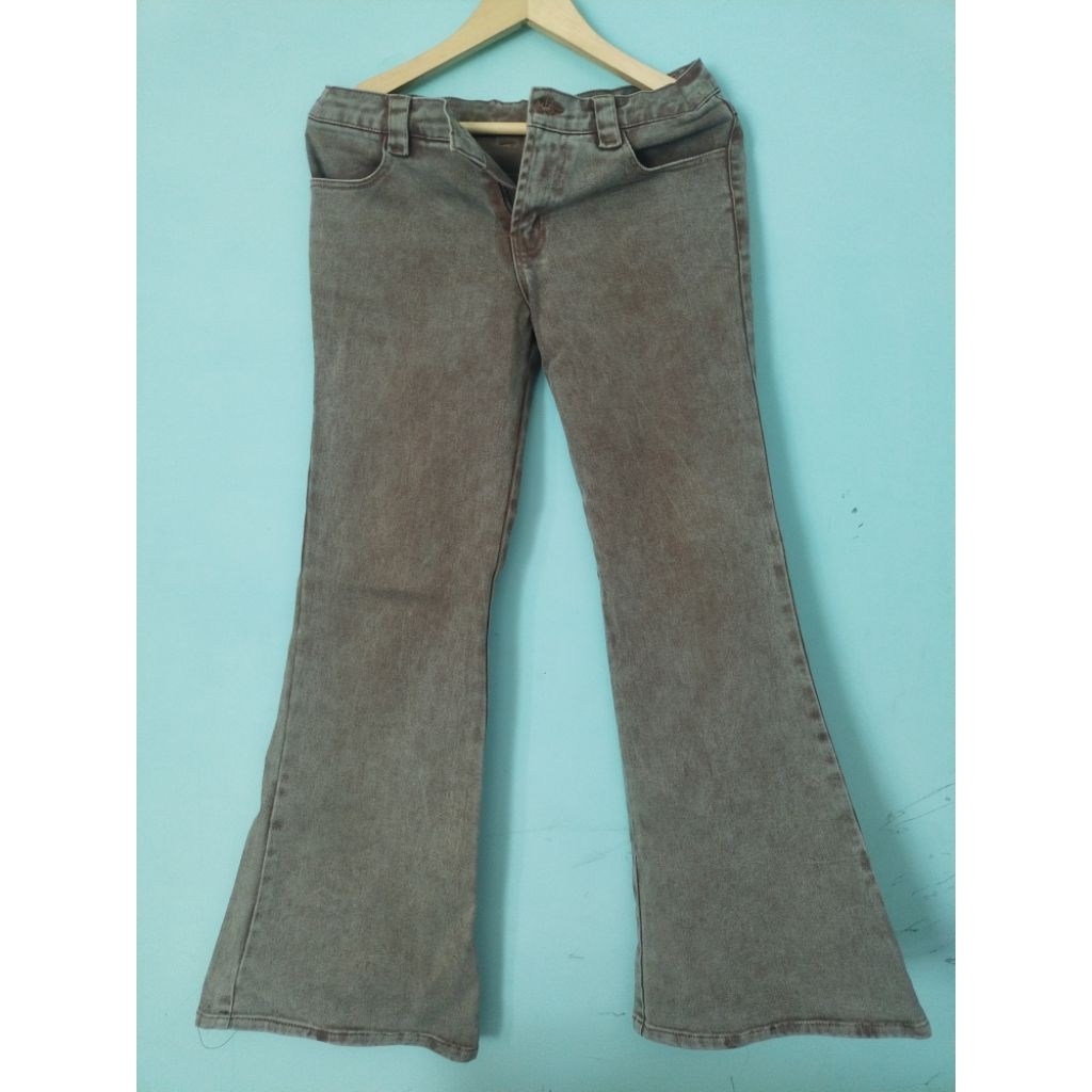 Preloved Jeans Cutbray