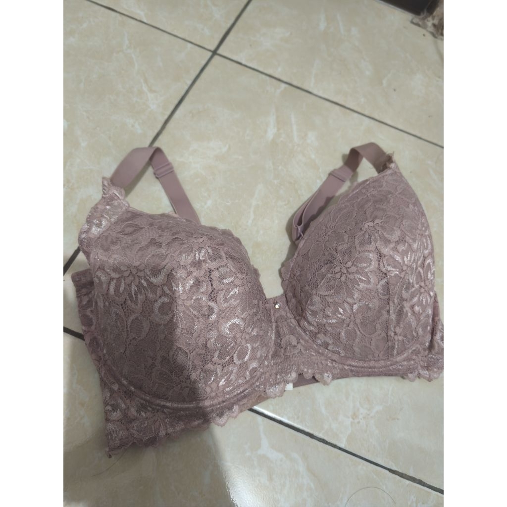 Wacoal bra 40E big cup wired bra jumbo