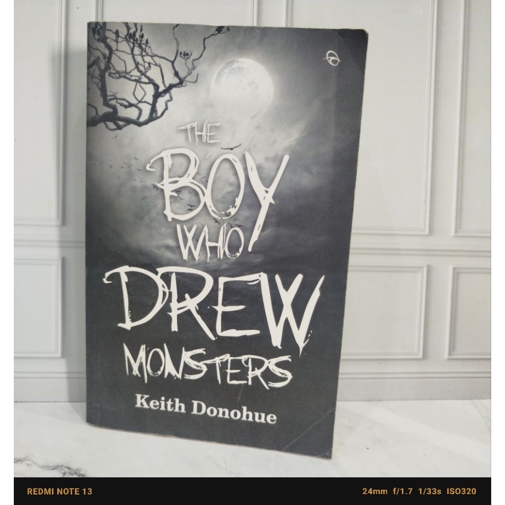 novel terjemahan The Boy Who Drew Monsters