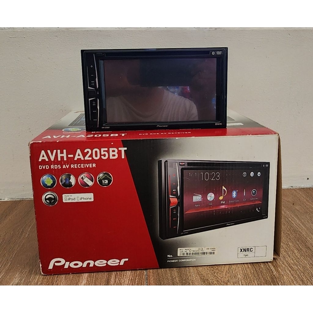 Head Unit Pioneer AVH A205BT