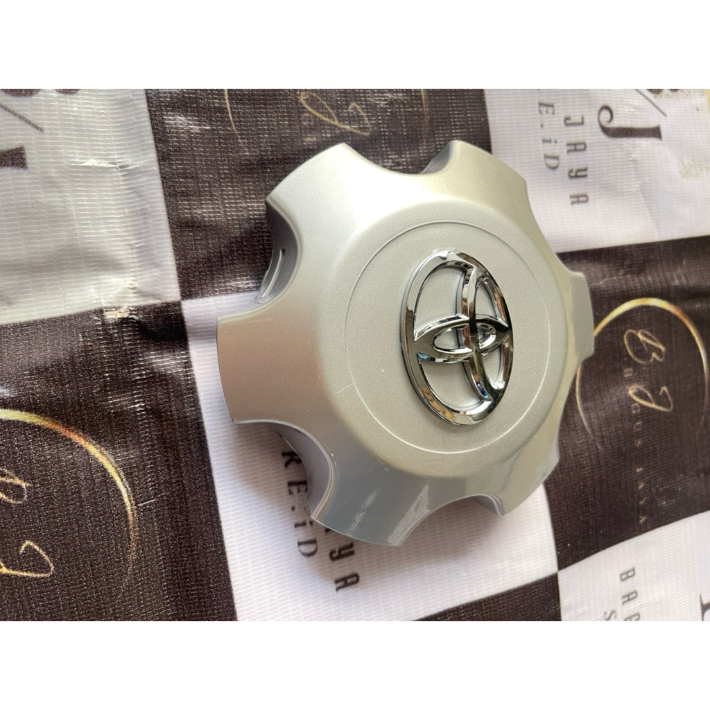 Dop Roda Tutup Velg Toyota Landcruiser Prado 2010 - 2013
