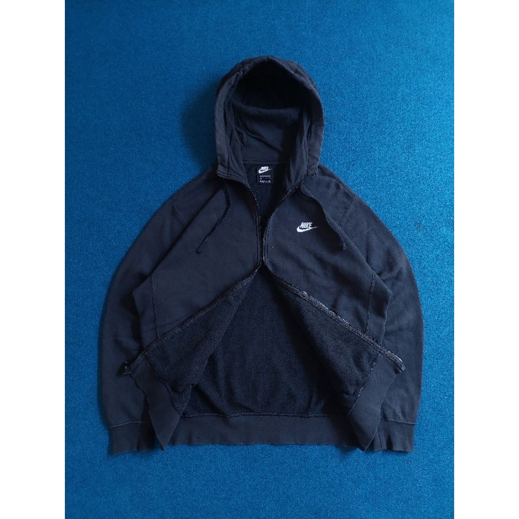 nike sportwear ziiper hoodie