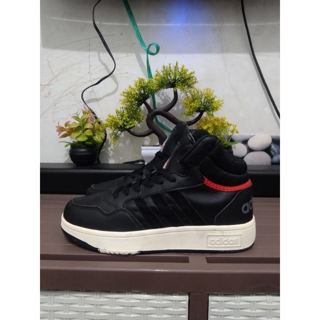 Size 37¹/³ • Sepatu Basket Adidas Hoops 3.0 Mid Black