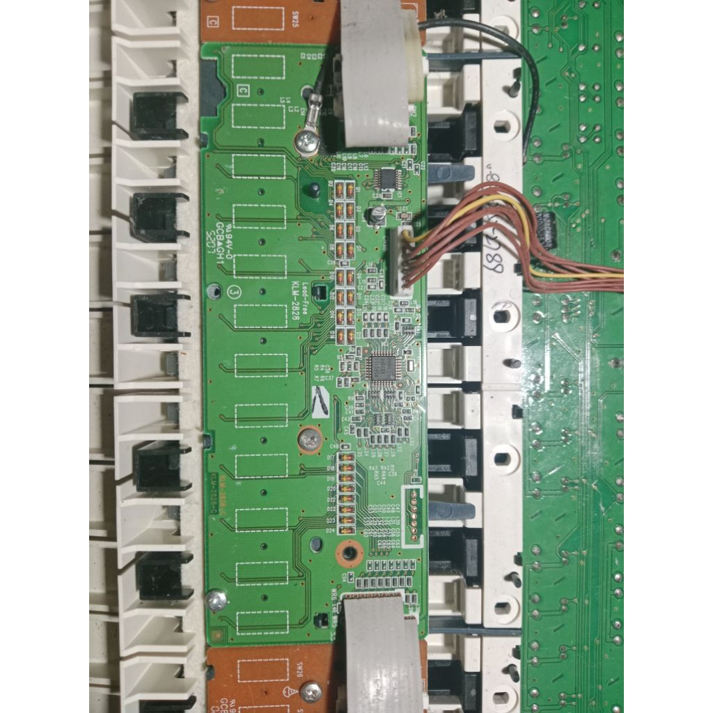 Satu Set papan Tuts Keyboard KORG PA 500 Kondisi normal, mulus dan Original