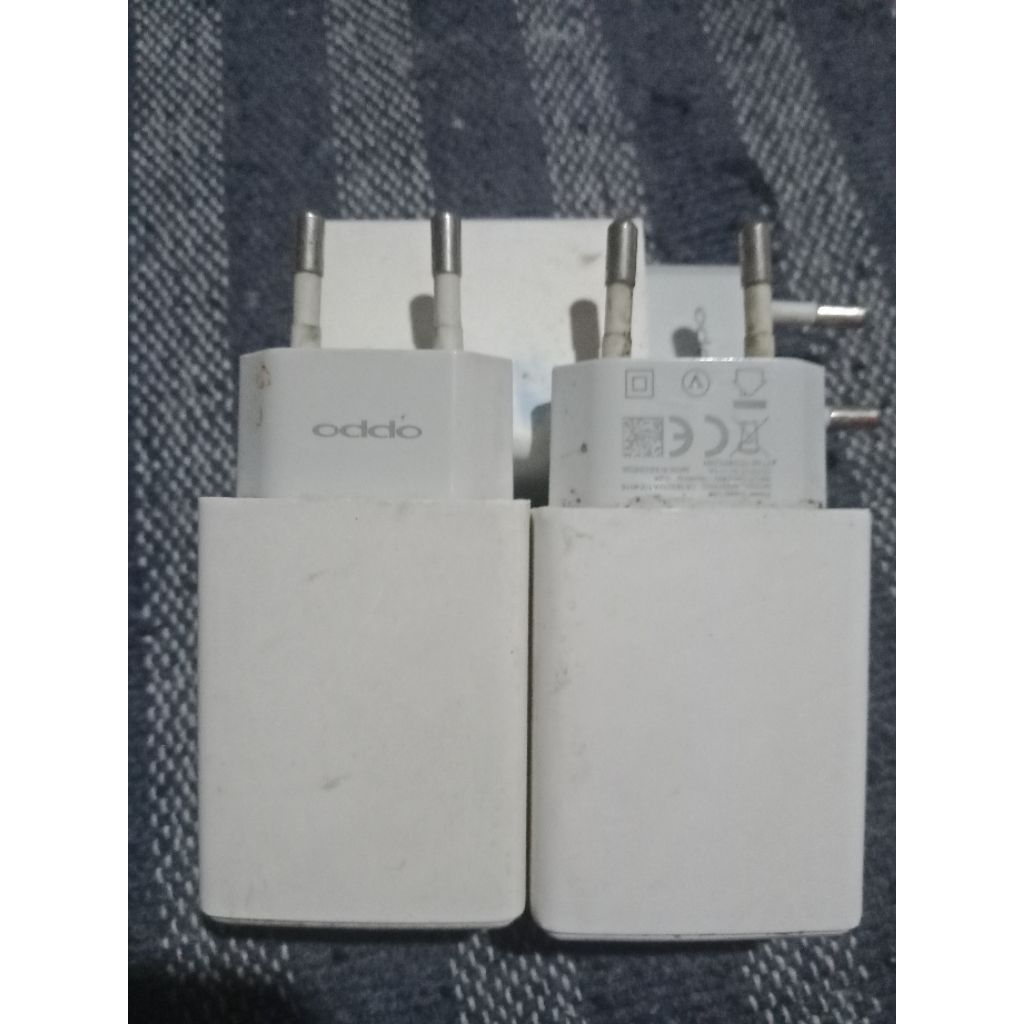 charger oppo original bekas pakai. tanpa kabel