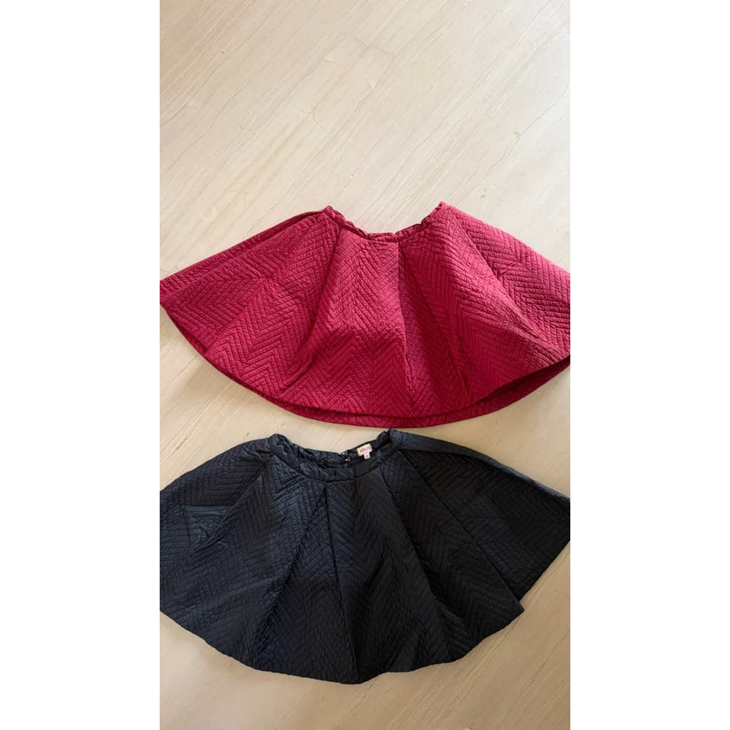 preloved rok tutu wanita skirt KENZO nyaman size dan details di foto ini all size ya