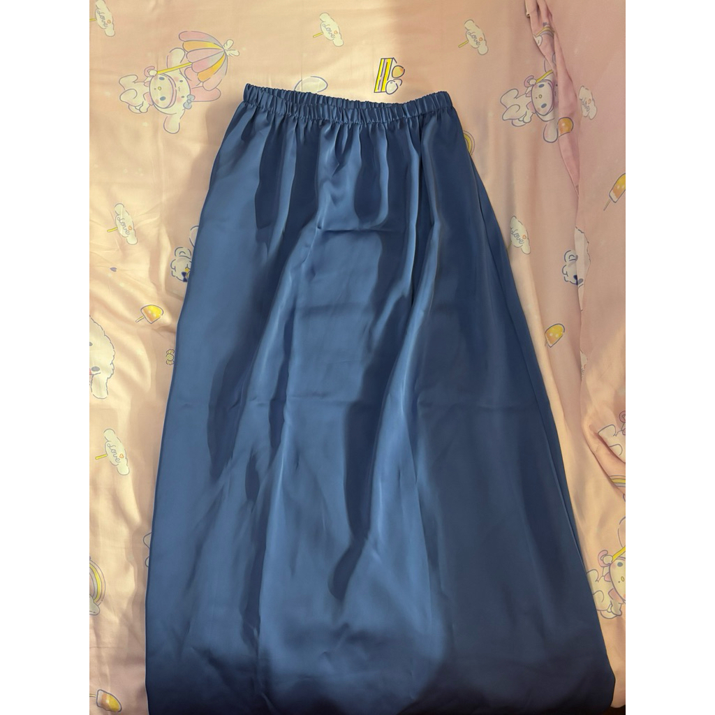 BLUE SATIN MIDI SKIRT
