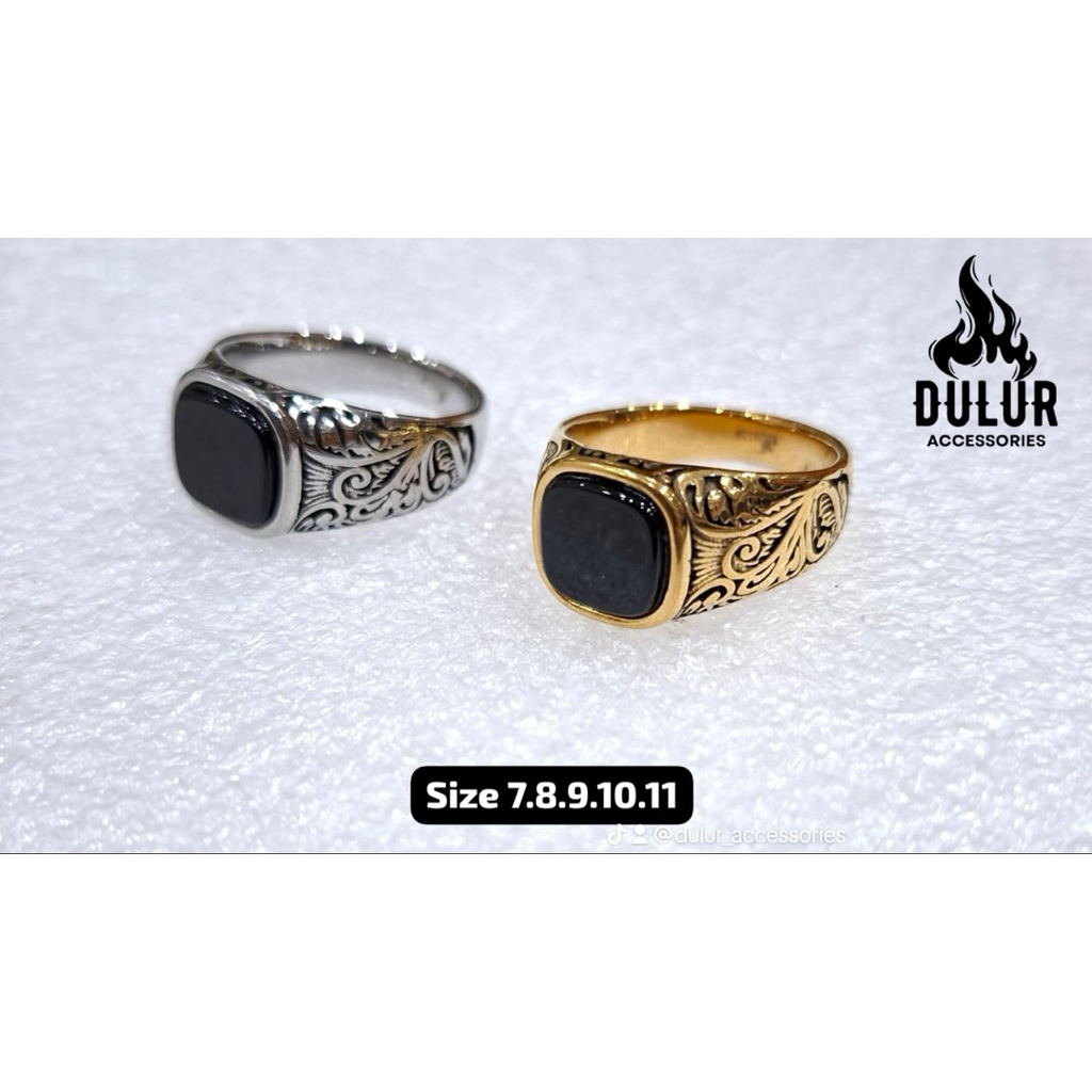 Cicin Pria Titanium dengan Batu Hitam