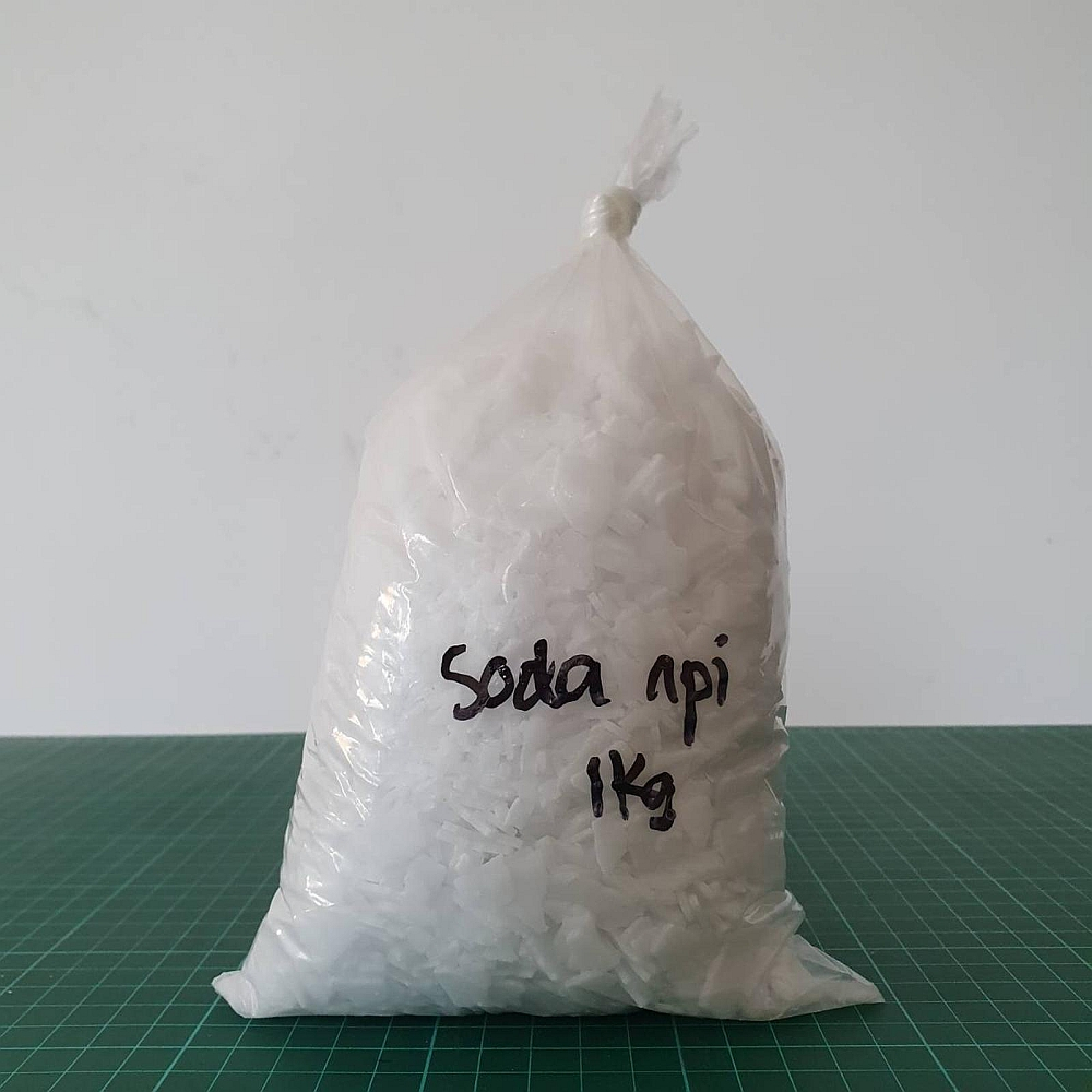Soda Api Flake / Caustic Soda Flake / NaOH / Natrium Hidroksida - 1 kg