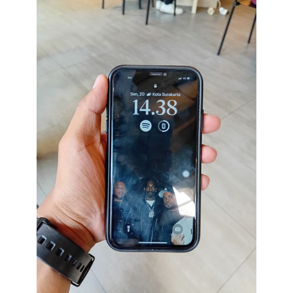 iphone xr 64