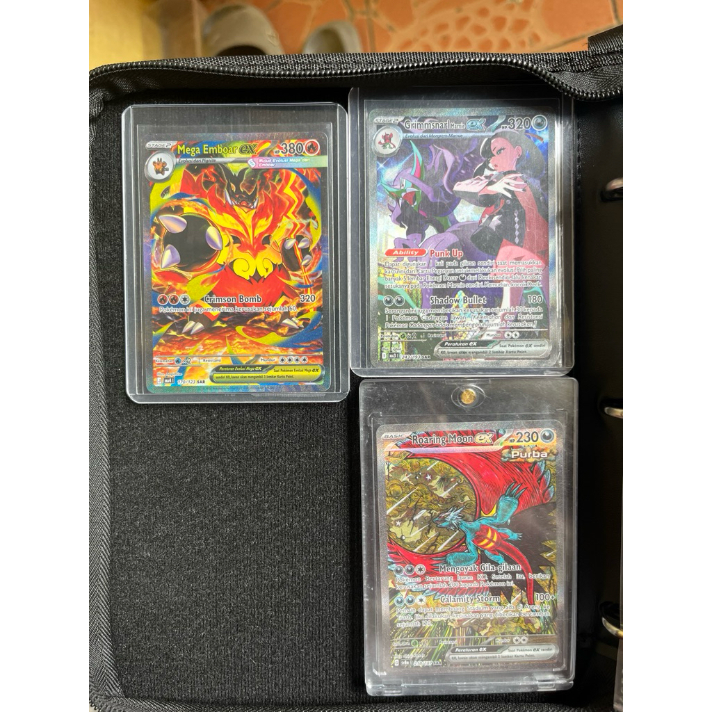 SAR Roaring Moon & Mega Emboar