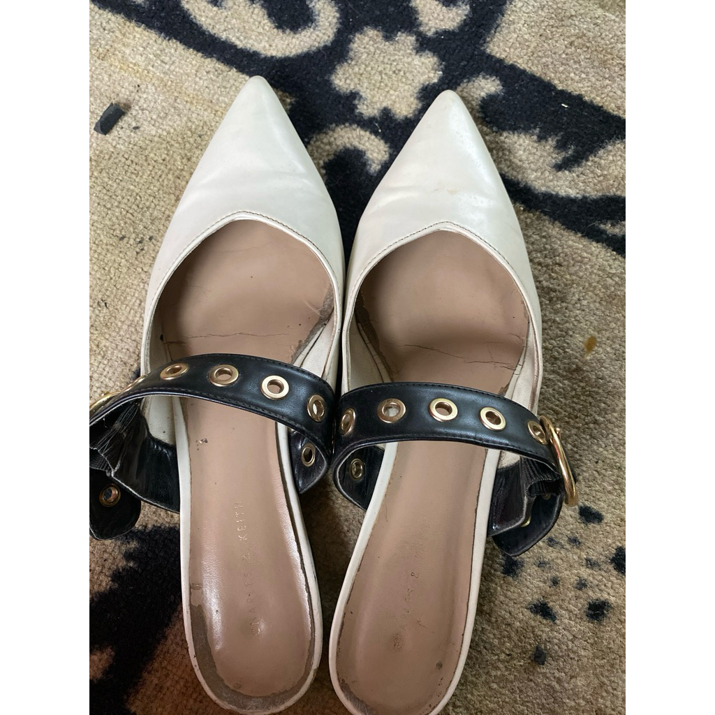 preloved sepatu charles and keith