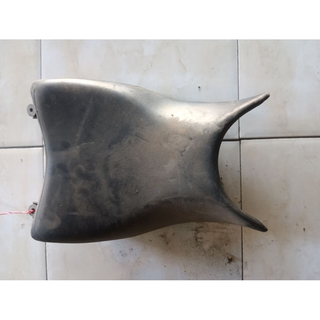 jok depan honda cbr150r