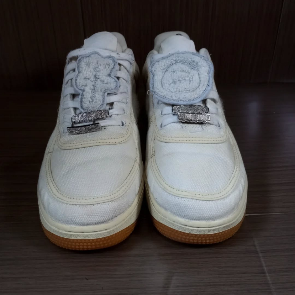 PRELOVED SNEAKERS AF1 X TRAVIS SCOTT SIZE 42 SECOND