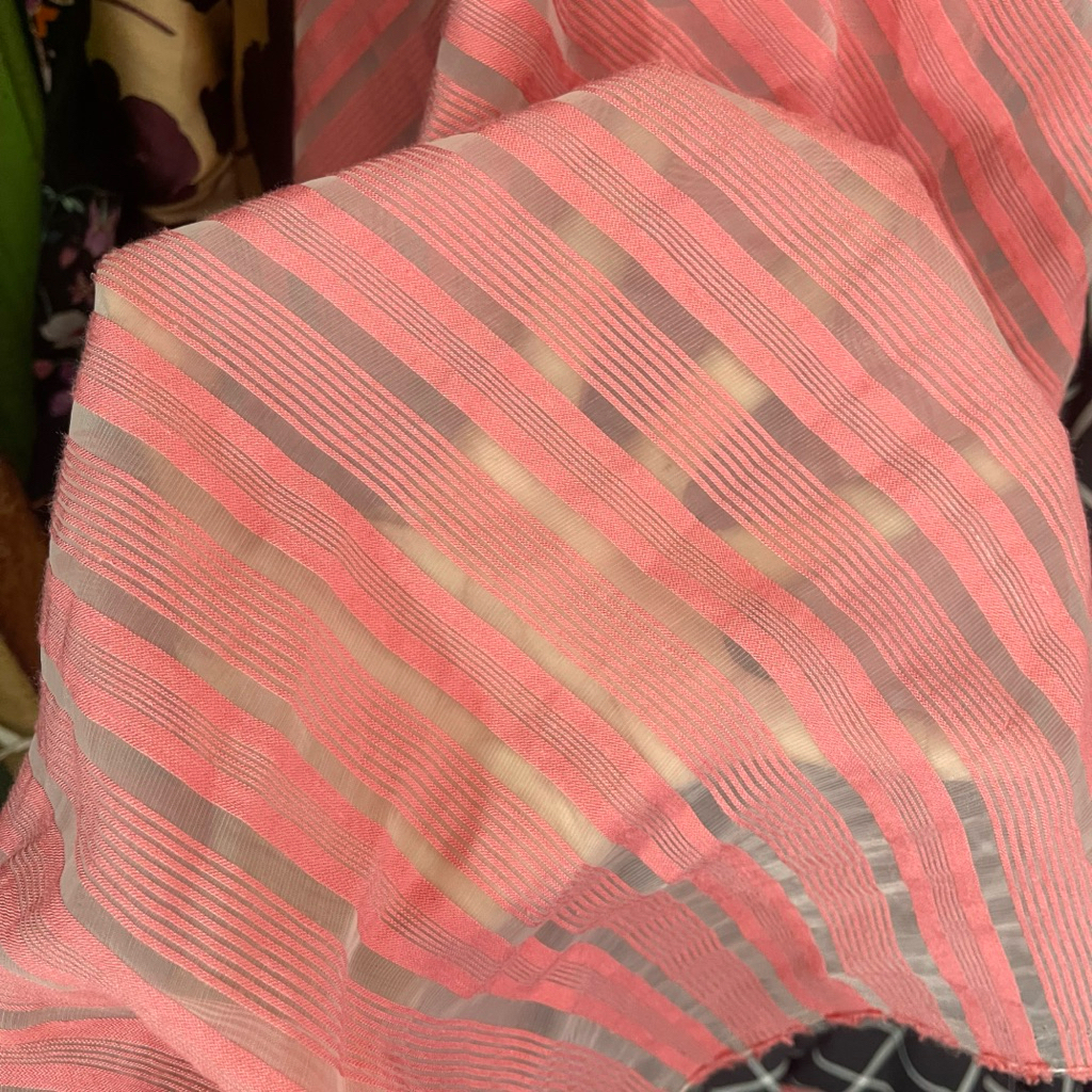 kain organza embos - kain organza embos motif salur premium - kain organza style gf