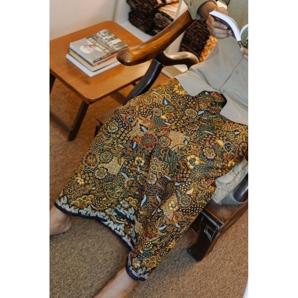 Sarung Batik Pria Lasem Semi Tulis~Elkhas Collection