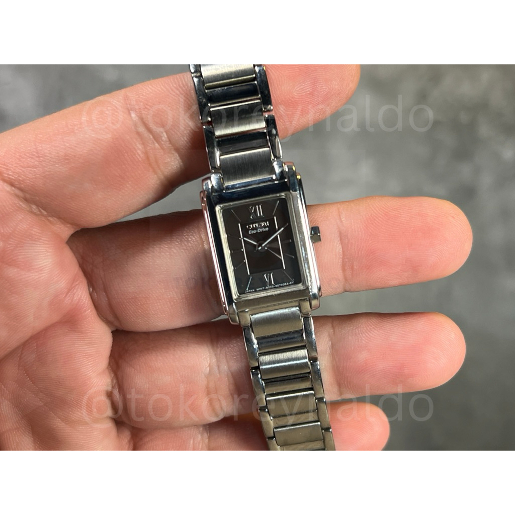 JAM TANGAN CITIZEN ECO-DRIVE FRA36-2431 SMALL TANK SS BLACK SUNBURST DIAL LX2322
