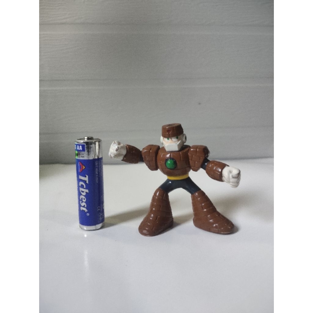 New Dijual Murah Mainan Action Figure Vintage Stone Man seri Megaman 5 sesuai foto bahan karet Warun