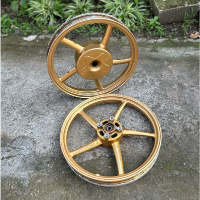 SECOND Velg P5 GOLD RCB SP522 Vario11/Beat/Scoopy/Genio