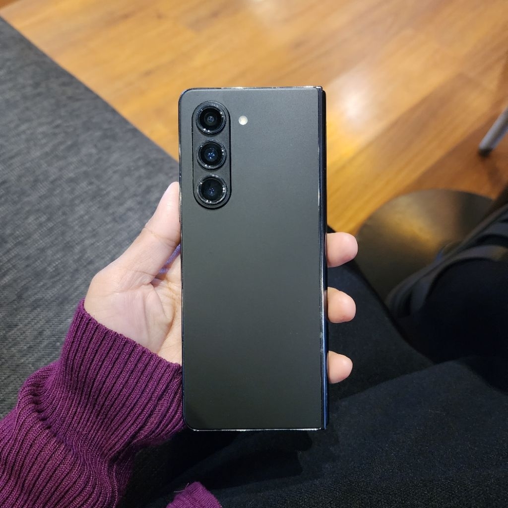 SAMSUNG Z FOLD 5 SEIN 512 GB SEIN HP Second Murah