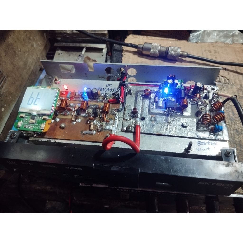 EXCITER PLL FM  12 WAT-15WAT SETEREO BLOUTUT