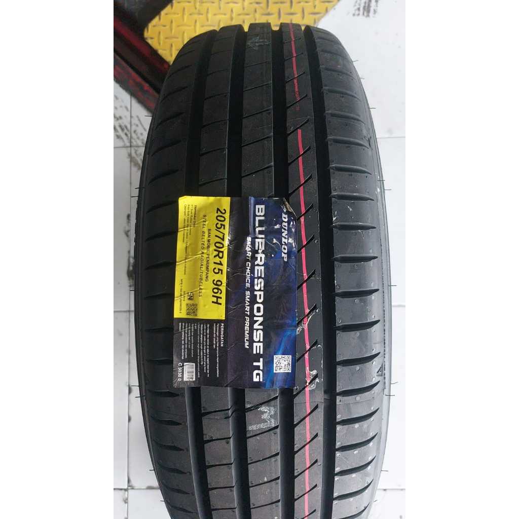 Ban mobil Dunlop 205/70 R15 Blue Response TG 705 96 H Taruna innova 205/70/15 205 70 15 205/70R15