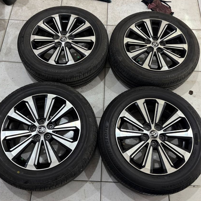 Velg Mobil Bekas Copotan STD AVANZA R16 H4X100 BAN 195 60 R16