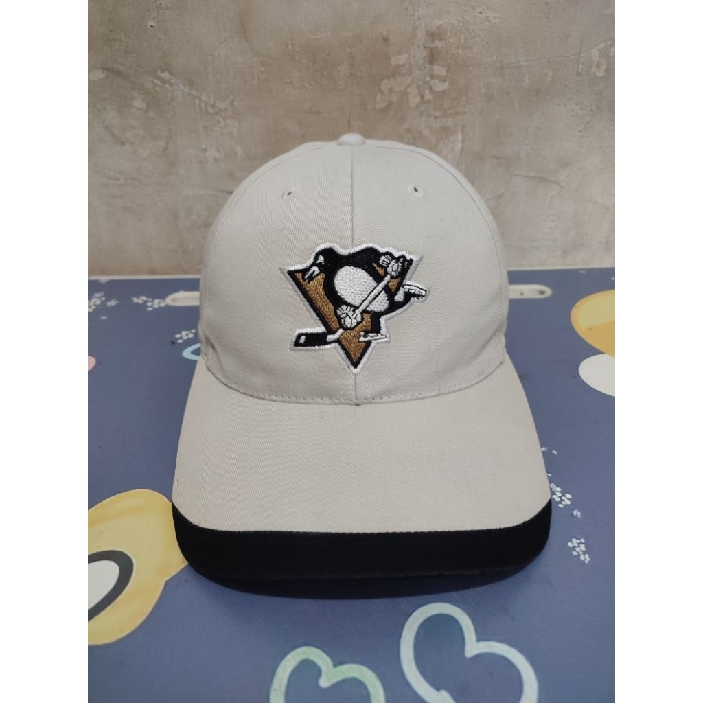 Topi Caps NHL Pittsburgh Penguins UPCM Cream