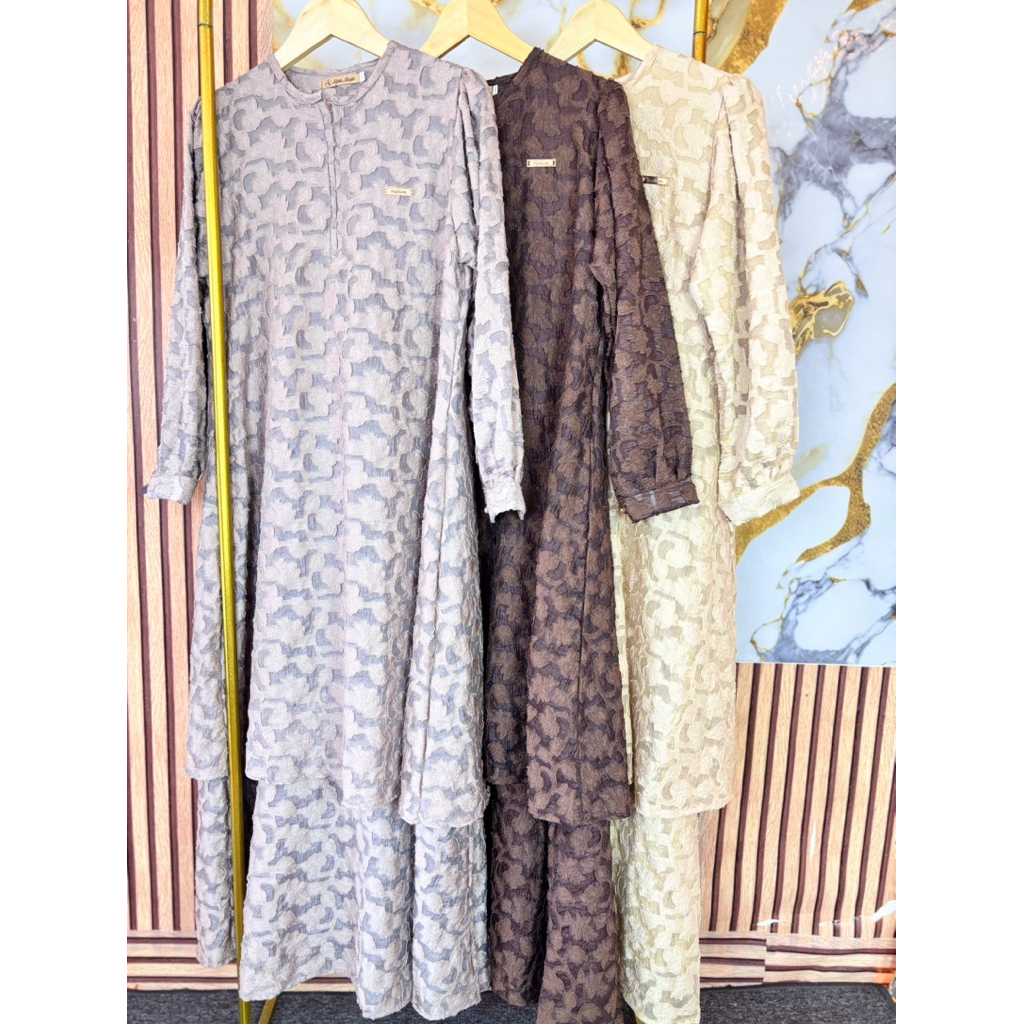 baju kurung Malaysia wanita