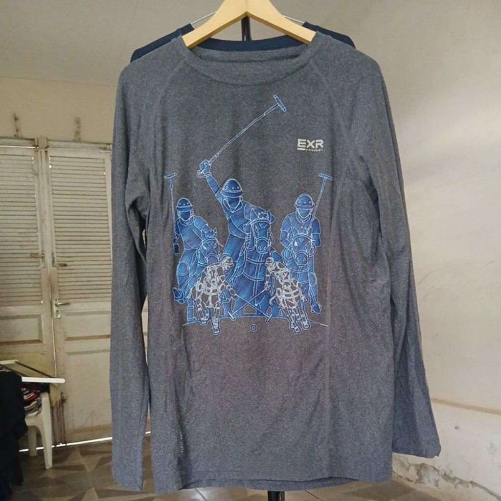 Kaos katun dry fit long sleeve warna abu gelap kerah kencang EXR second Original size L ld 110cm Pjg