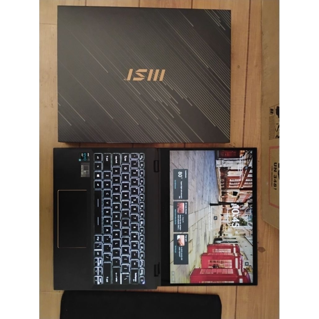 Laptop premium murah MSI summit i7 gen 11 layar sentuh