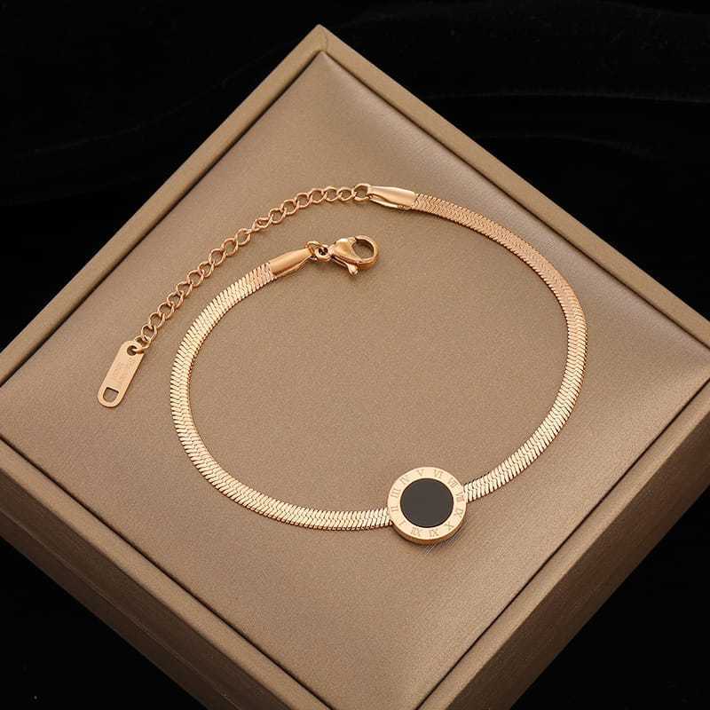 Gelang Titanium Anti Karat Hyl Jewelry Wanita - Tahan Lama, Nyaman Dipakai, Desain Elegan