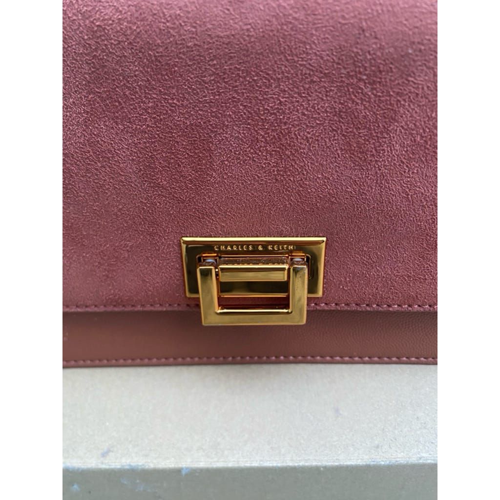 Tas Charles & Keith ori
