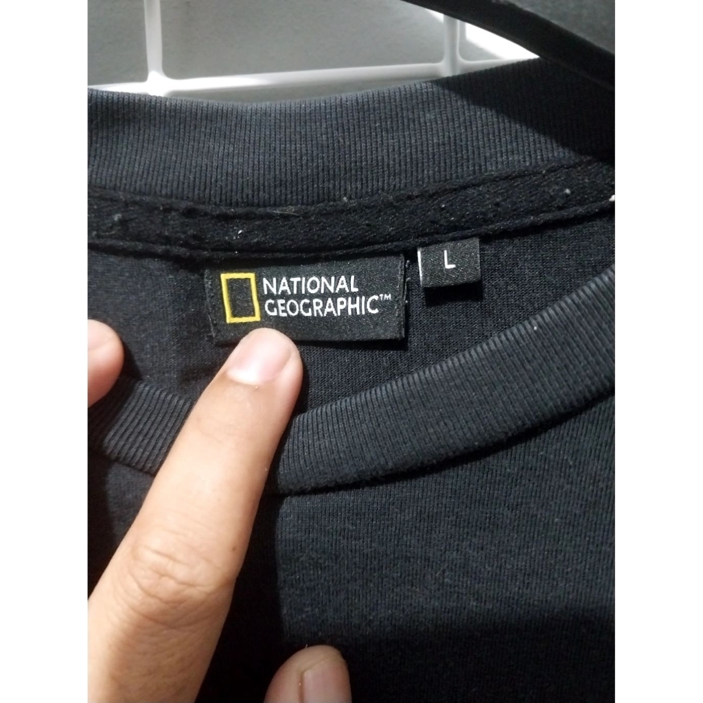 kaos natgeo second bekas preloved