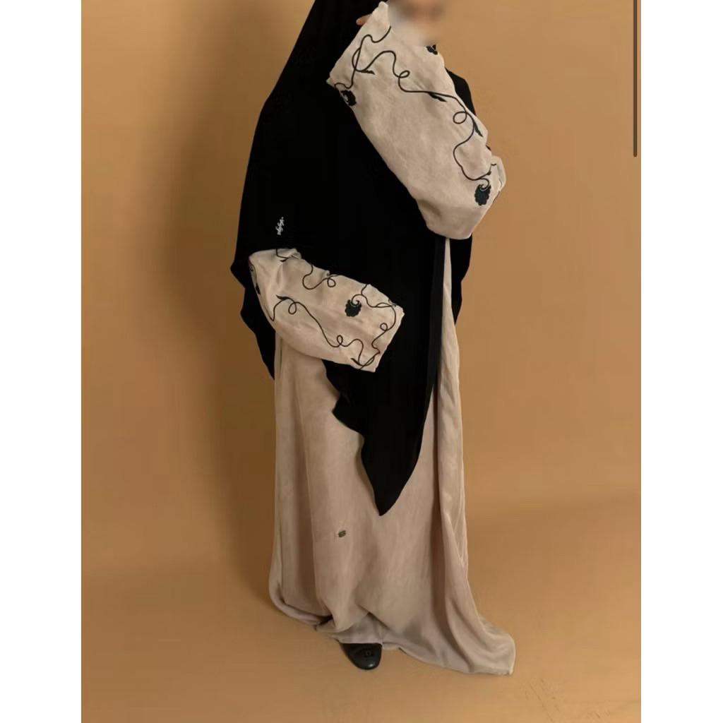 Aafiya Abaya - Anasy Abaya size M [PRELOVED]