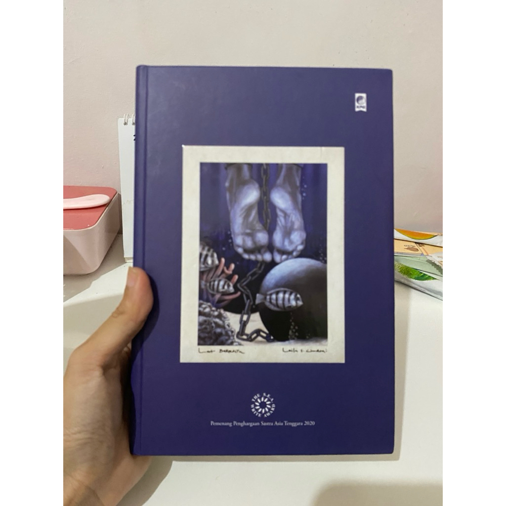 Novel Laut Bercerita Hard Cover (Preloved)