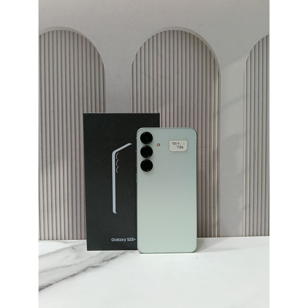 Samsung galaxy s25 plus 12/512 second