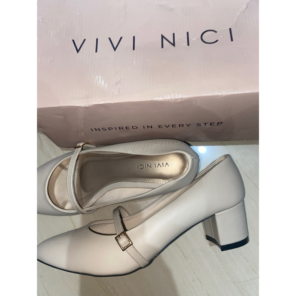sepatu Heels Cream Vivi Nici Bianca