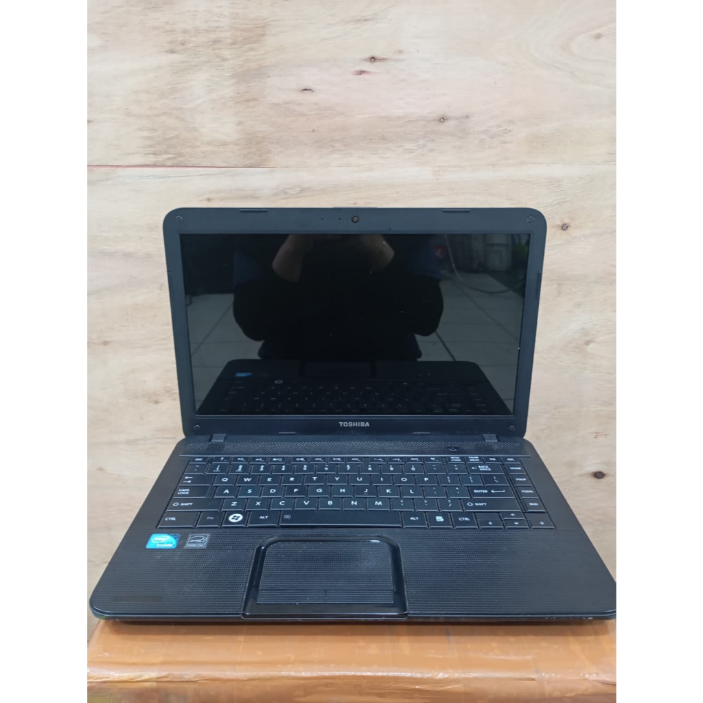 LAPTOP TOSHIBA SATELITE C800 - SECOND