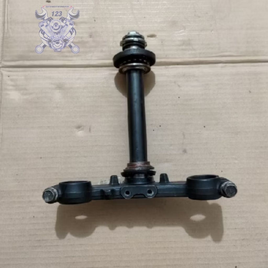 Segitiga bawah Yamaha Vixion Old / Vixion new Second original
