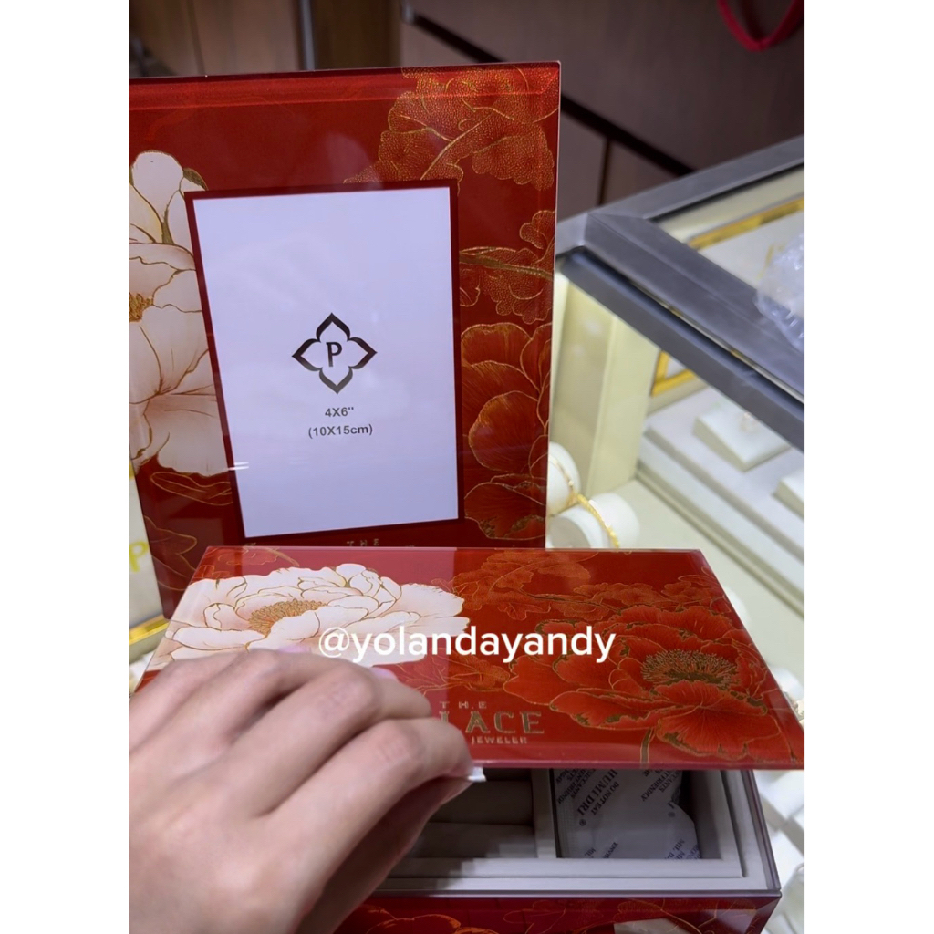 The Palace Gift Set Jewelry Box & Frame Kotak Perhiasan Frame Foto