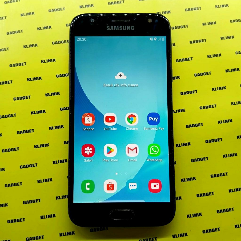 SAMSUNG J3 PRO RAM 2/16GB Minus Retak 1 Helai Touch Normal & Shadow kanan Tipis Selebihnya Normal Or