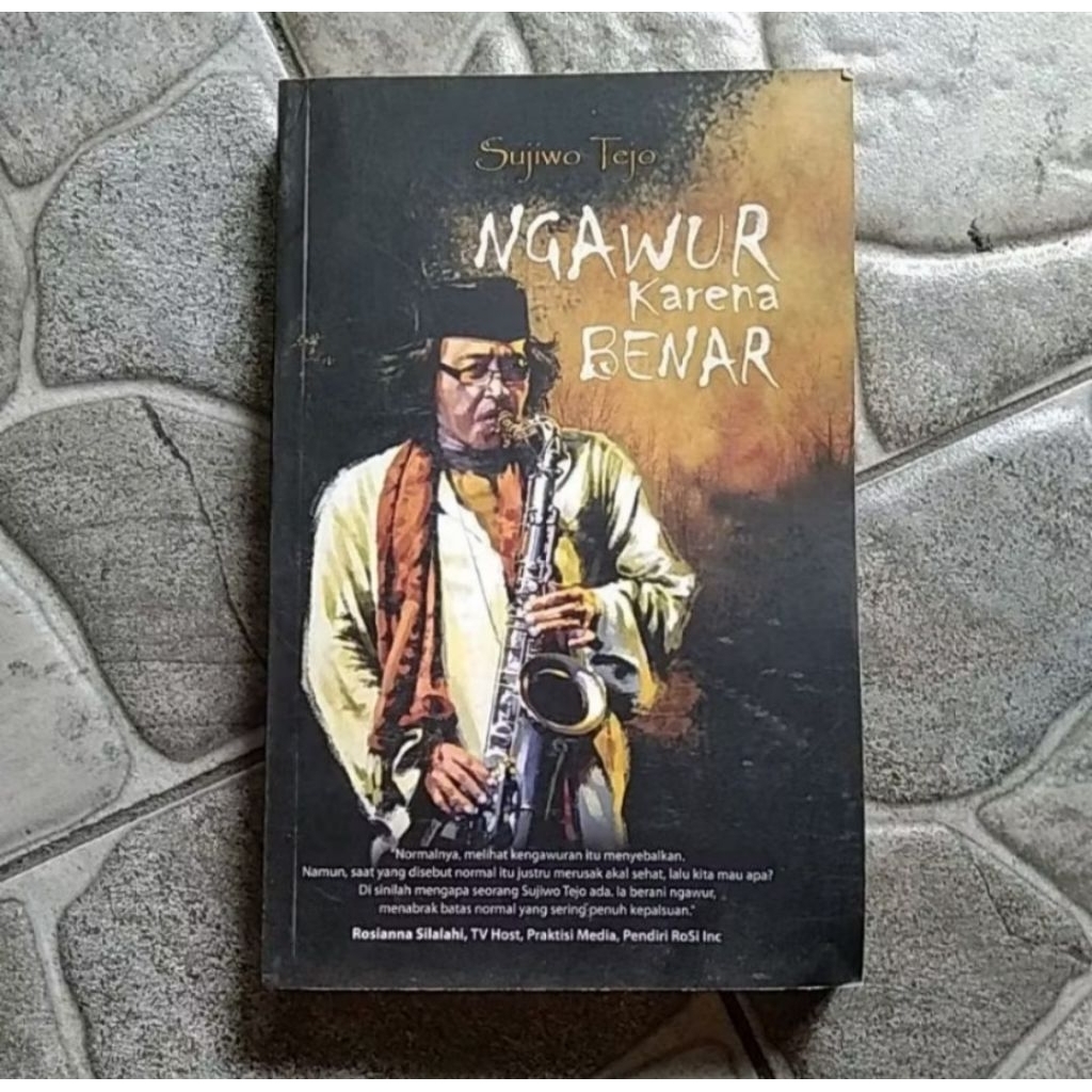 buku NGAWUR KARENA BENAR - Sujiwo Tejo