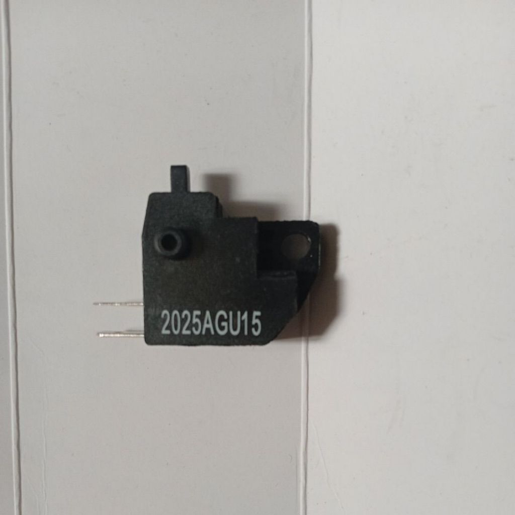 switch rem depan Supra Revo blade