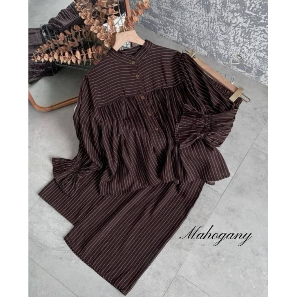 setelan kekinian/setelan terbaru/setelan wanita/talia set/ootd/setelan viral/setelan celana