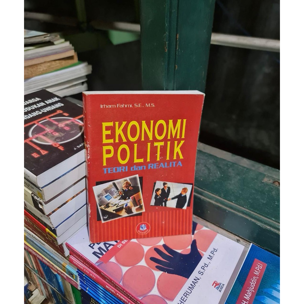 Ekonomi politik BY Irham